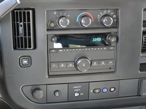 New 2025 GMC Savana 3500 w/ Driver Convenience Package image 11