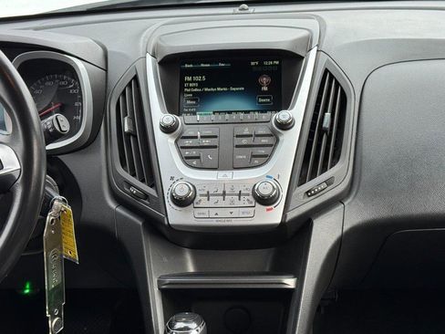 Used 2017 Chevrolet Equinox LT w/ Convenience Package image 13