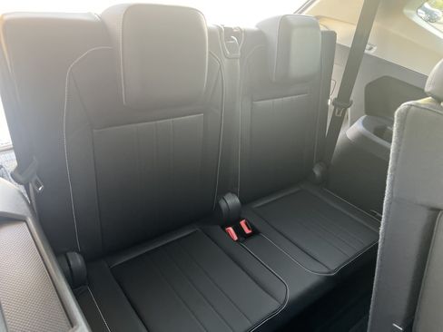 Certified 2022 Volkswagen Tiguan SE FWD image 28