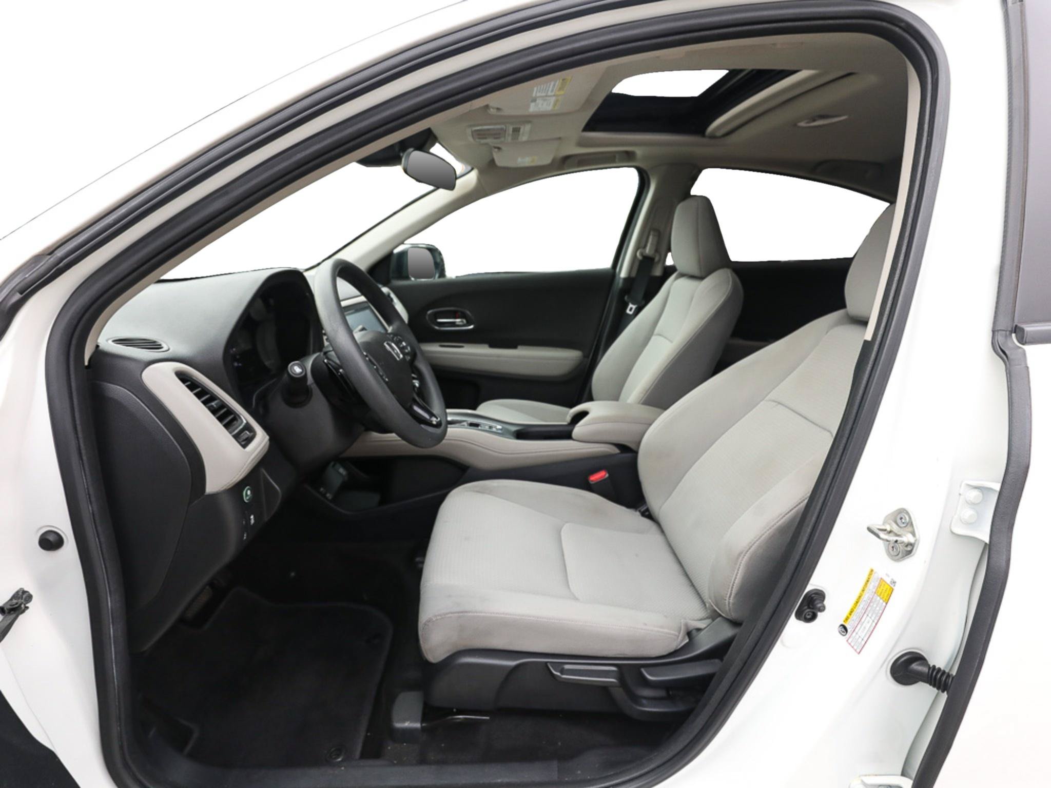 Used 2019 Honda HR-V EX image 11