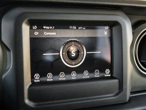 Used 2019 Jeep Wrangler Unlimited Sport S image 30