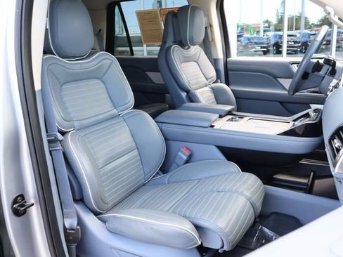 Used 2021 Lincoln Navigator Black Label AWD/4WD image 24