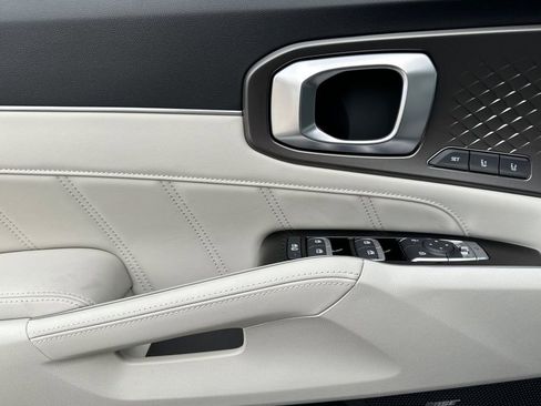 New 2026 Kia Sorento SX Prestige AWD/4WD image 11