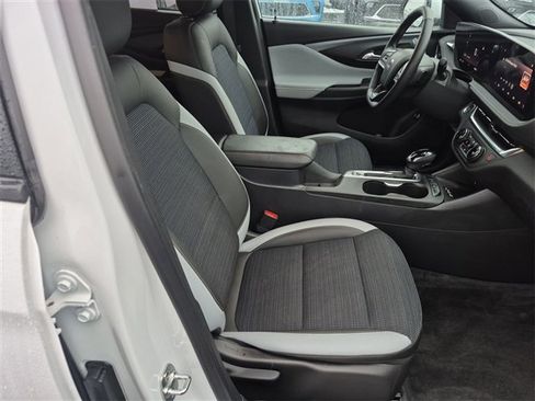 Certified 2024 Buick Envista Preferred w/ Convenience I Package image 25