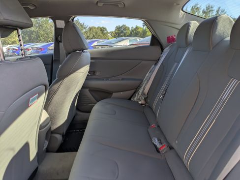 New 2026 Hyundai Elantra Sport image 13