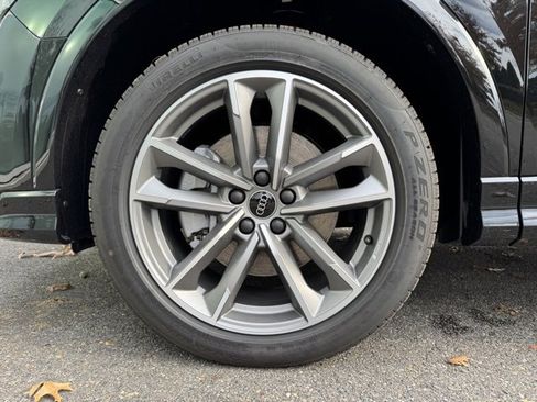 New 2025 Audi Q3 2.0T Premium image 8