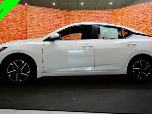 Certified 2024 Nissan Sentra SV w/ All-Weather Package FWD image 4