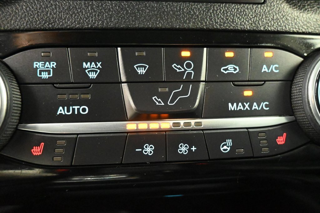 Used 2022 Ford Escape SEL w/ Technology Package FWD image 14
