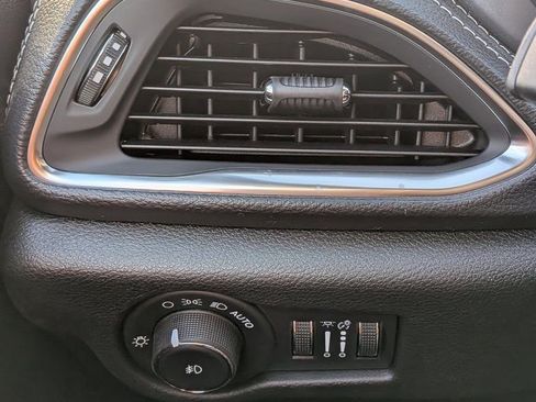 New 2026 Chrysler Pacifica Limited w/ S Appearance Package image 14