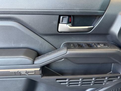 New 2025 Toyota Tacoma TRD Off-Road image 11
