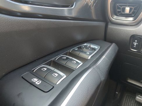 Used 2023 Kia Sorento LX FWD image 27