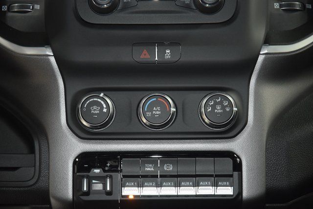 Used 2024 RAM 3500 SLT w/ Quick Order Package 2YG SLT AWD/4WD image 22