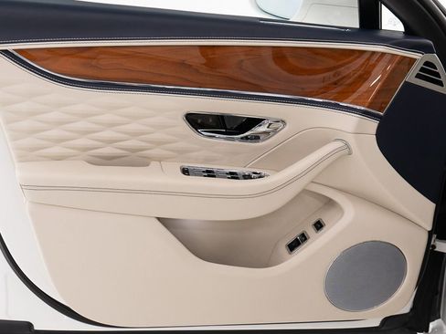 Certified 2024 Bentley Flying Spur Azure AWD/4WD image 11