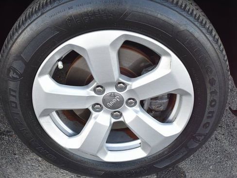 Used 2020 Jeep Compass Latitude image 37