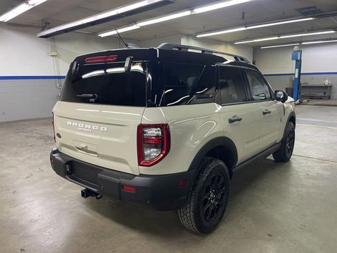 Certified 2025 Ford Bronco Sport Badlands AWD/4WD image 8