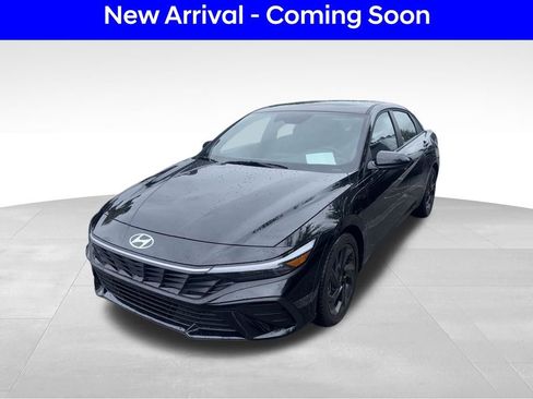 Used 2026 Hyundai Elantra Sport w/ Cargo Package image 1