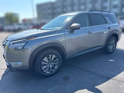 Used 2024 Nissan Pathfinder SV w/ Cargo Package