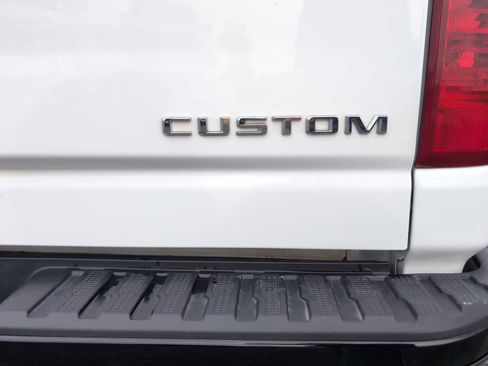 Used 2025 Chevrolet Silverado 2500 Custom w/ Custom Value Package image 30