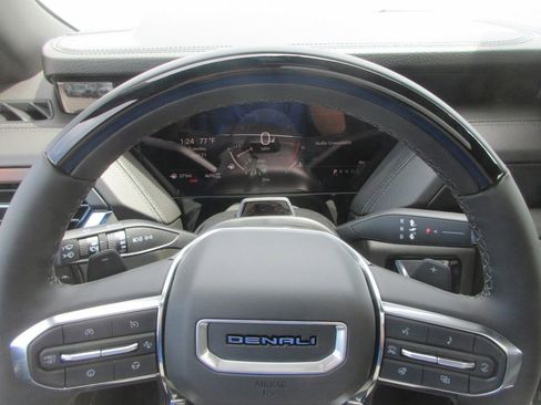 New 2026 GMC Yukon Denali image 18