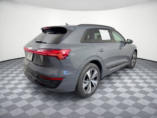Certified 2024 Audi Q8 e-tron Premium Plus AWD/4WD image 9