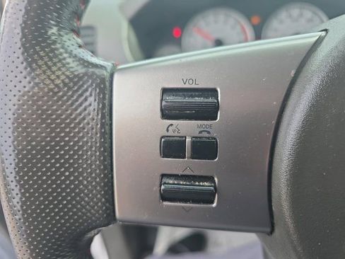 Used 2011 Nissan Frontier PRO-4X image 21