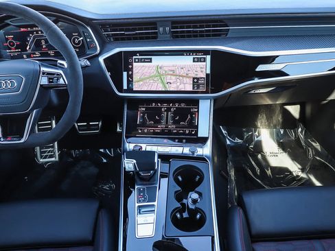 New 2026 Audi RS 6 performance image 17