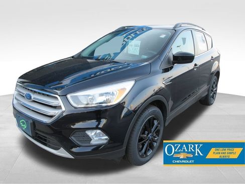 Used 2018 Ford Escape SE AWD/4WD image 1