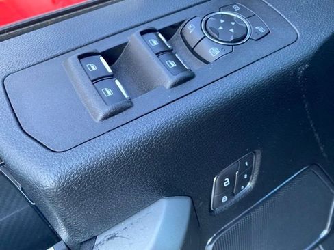 Used 2018 Ford F150 Lariat image 19