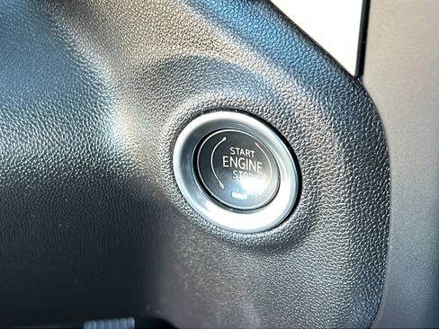 Used 2020 Chevrolet Silverado 1500 RST w/ All-Star Edition image 27