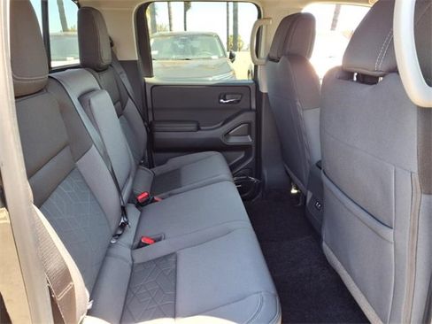 New 2025 Nissan Frontier SV w/ Tow Package image 7