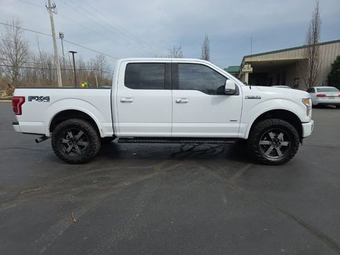 Used 2017 Ford F150 Lariat image 9