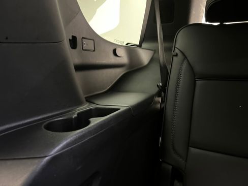Used 2025 GMC Yukon Denali image 31