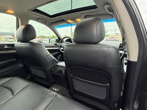Used 2010 INFINITI G37 Journey w/ Premium Pkg RWD image 15