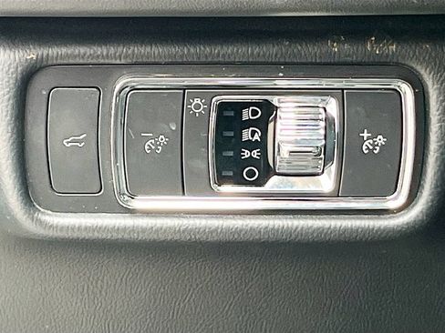 Used 2022 Lincoln Aviator Reserve w/ Equipment Group 201A AWD/4WD image 10