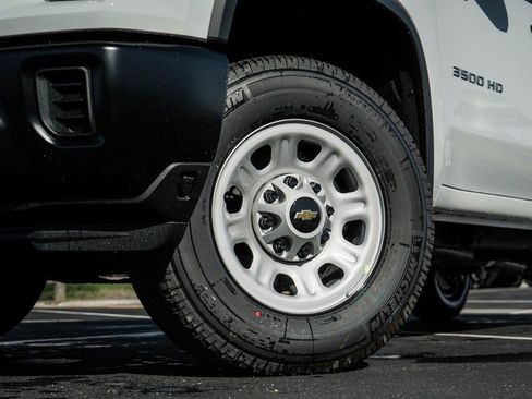 New 2026 Chevrolet Silverado 3500 W/T AWD/4WD image 6
