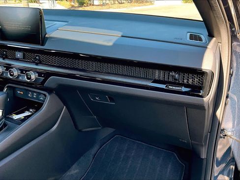 Certified 2024 Honda CR-V Sport Touring image 52