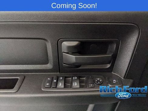 Used 2024 RAM 3500 Tradesman w/ Chrome Appearance Group AWD/4WD image 15