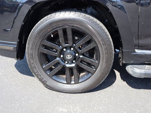 Used 2020 Toyota 4Runner Nightshade image 39