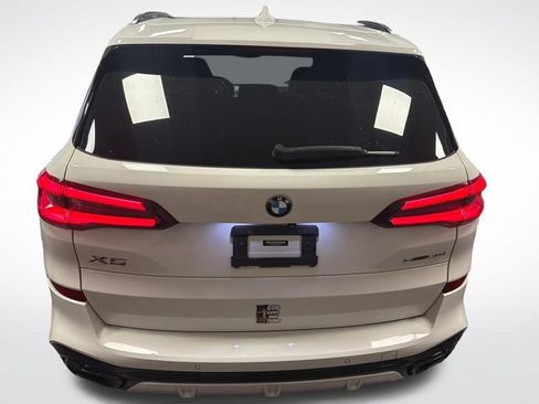 Used 2021 BMW X5 sDrive40i w/ M Sport Package RWD image 4