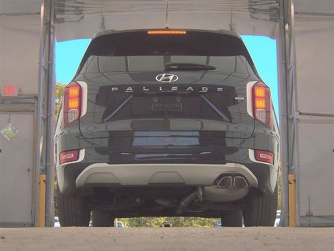 Used 2022 Hyundai Palisade Limited w/ Cargo Package AWD/4WD image 7