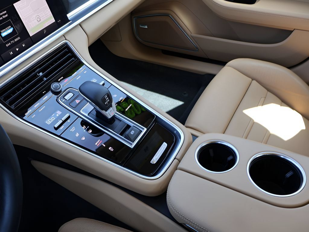 Used 2023 Porsche Panamera 4 Platinum Edition AWD/4WD image 22