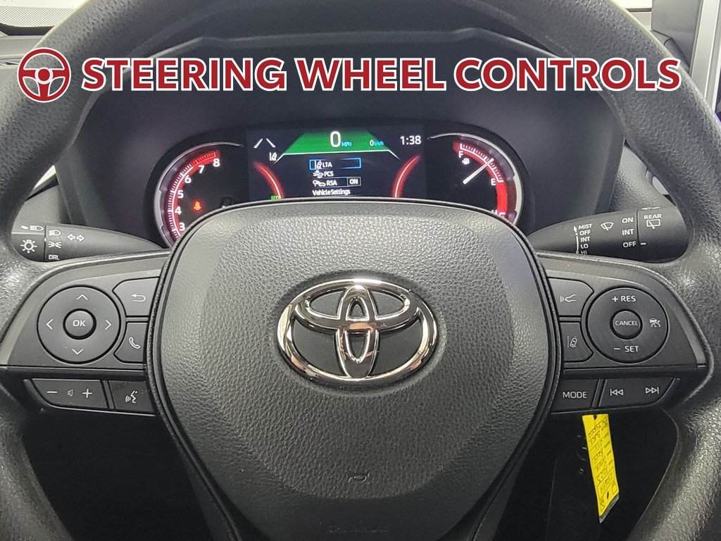 Certified 2023 Toyota RAV4 LE AWD/4WD image 17