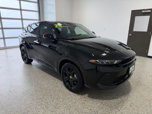 Used 2024 Dodge Hornet R/T w/ R/T Blacktop Package AWD/4WD image 2