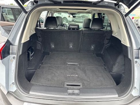 Used 2022 Nissan Rogue SL w/ SL Premium Package AWD/4WD image 13