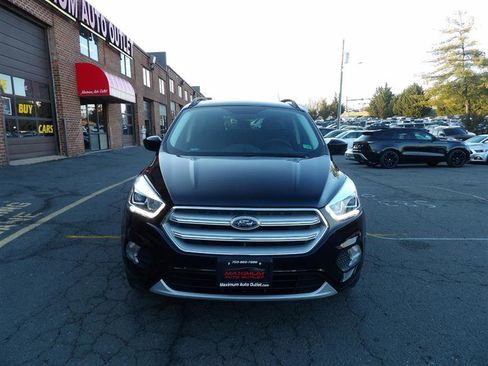 Used 2018 Ford Escape SEL image 2