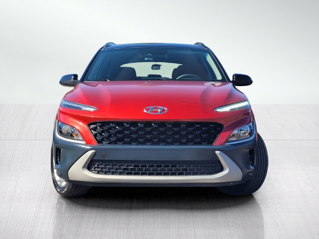 Used 2023 Hyundai Kona SEL FWD image 2