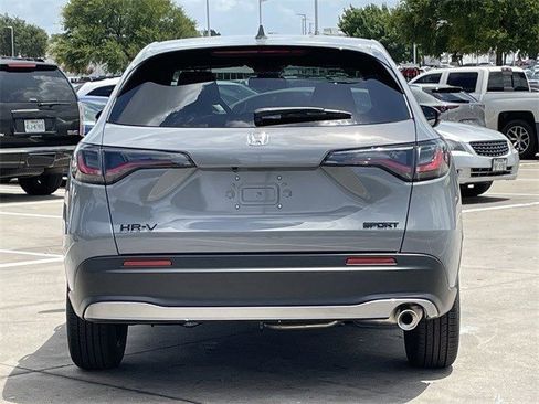 New 2026 Honda HR-V Sport image 5
