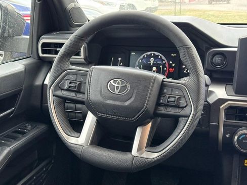 New 2025 Toyota Tacoma SR5 image 7