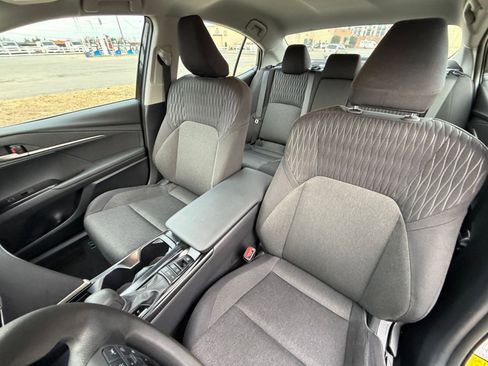 Used 2025 Toyota Camry LE image 35