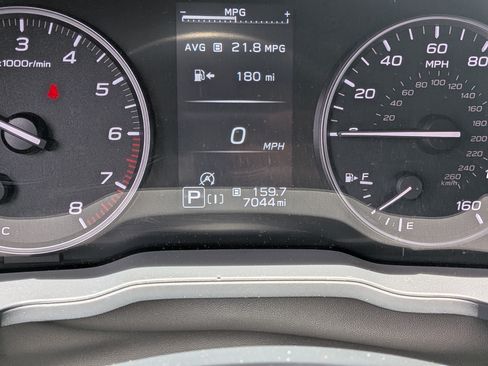 Used 2024 Subaru Crosstrek 2.5i Limited AWD/4WD image 28